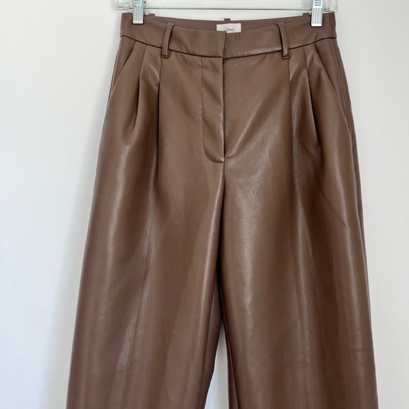 Aritzia Wilfred 4 Brown Faux Leather Carrot Pleated Pants - Picture 2 of 9